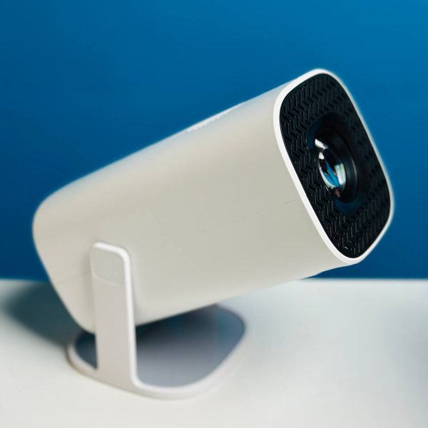 P30 Max Android 4K Projector + Video Game Console Combo